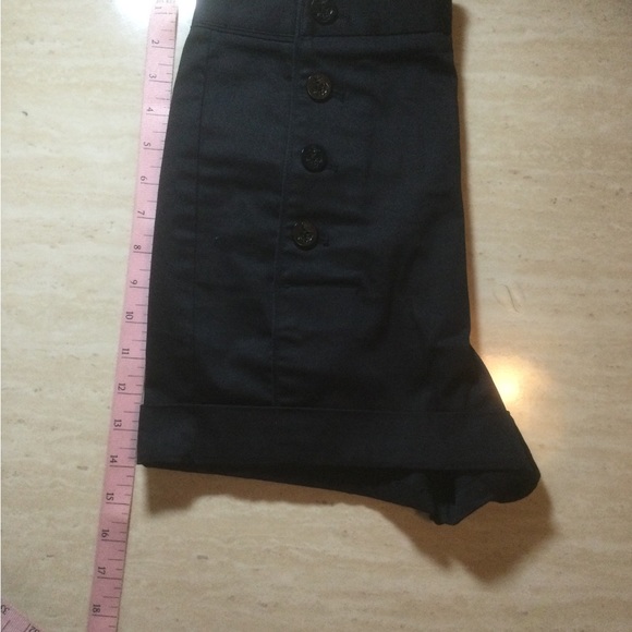 Aritzia shorts - Picture 9 of 10